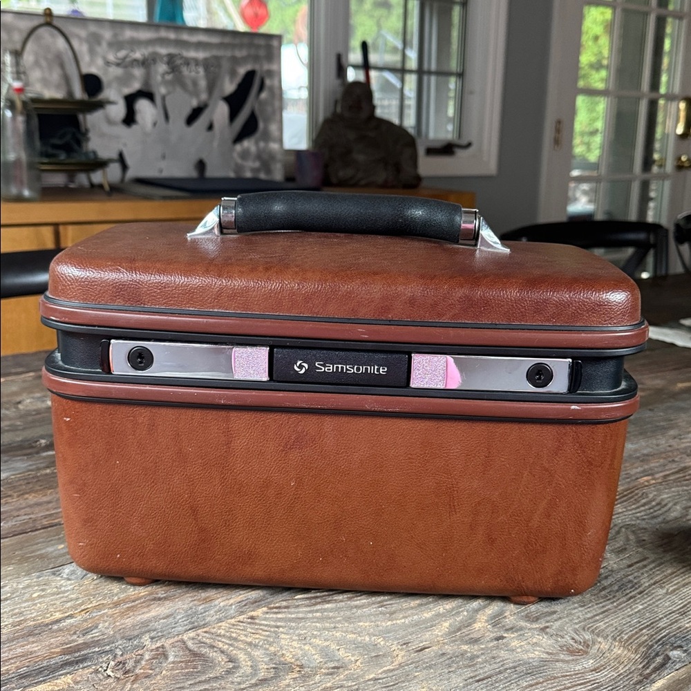 Vintage Samsonite‎ silhouette brown faux leather suitcase make up case